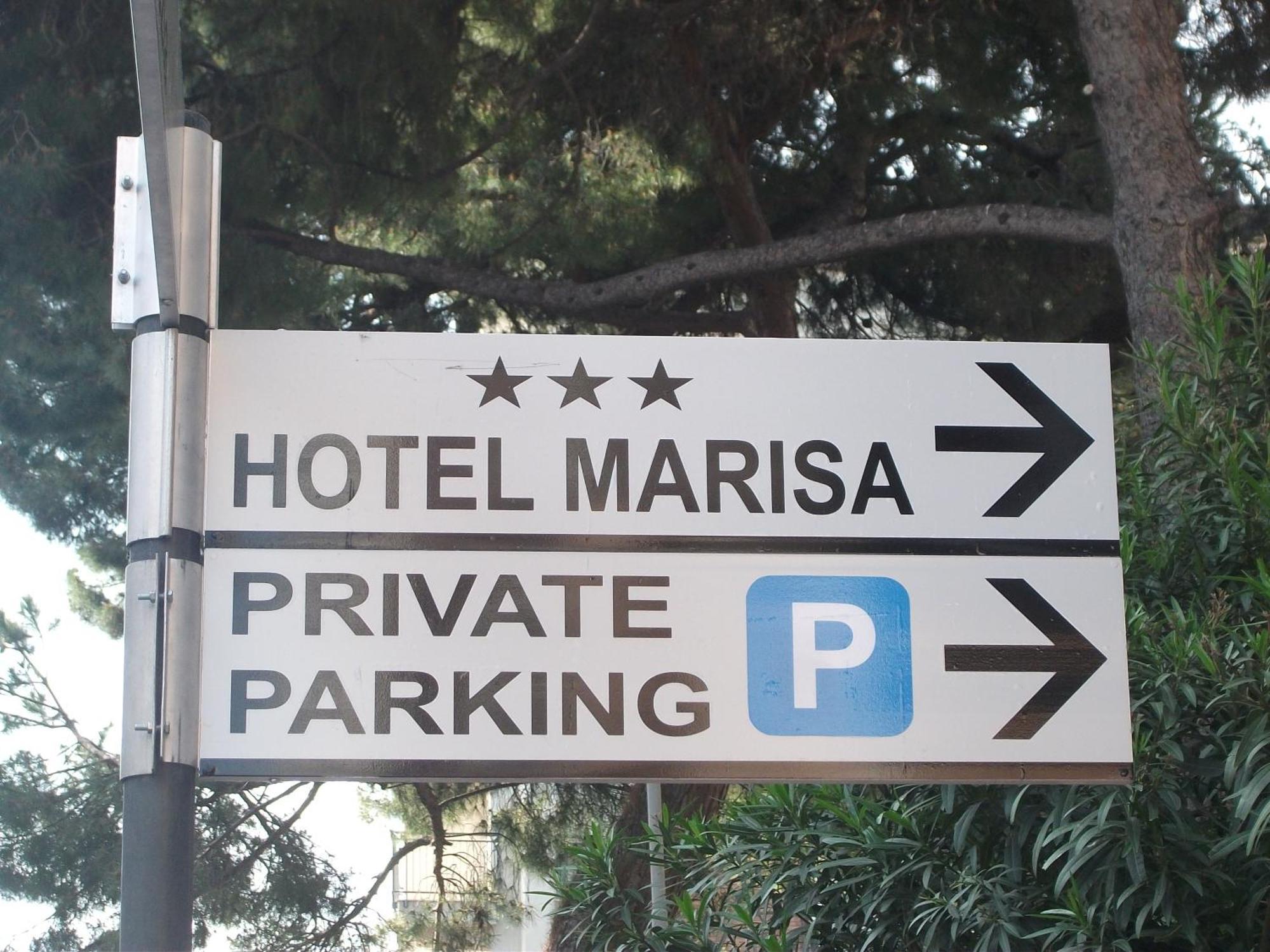 אלבניה Hotel Marisa מראה חיצוני תמונה