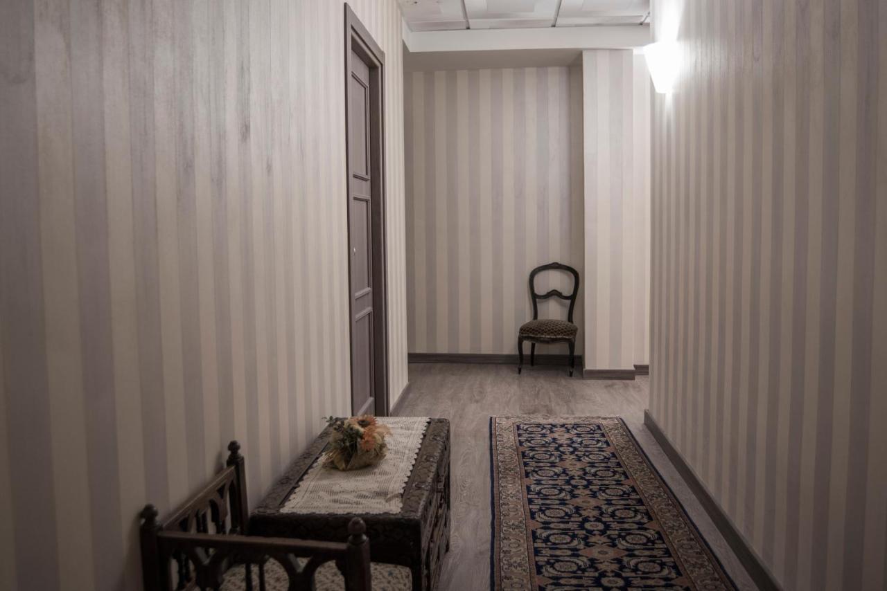 אלבניה Hotel Marisa מראה חיצוני תמונה