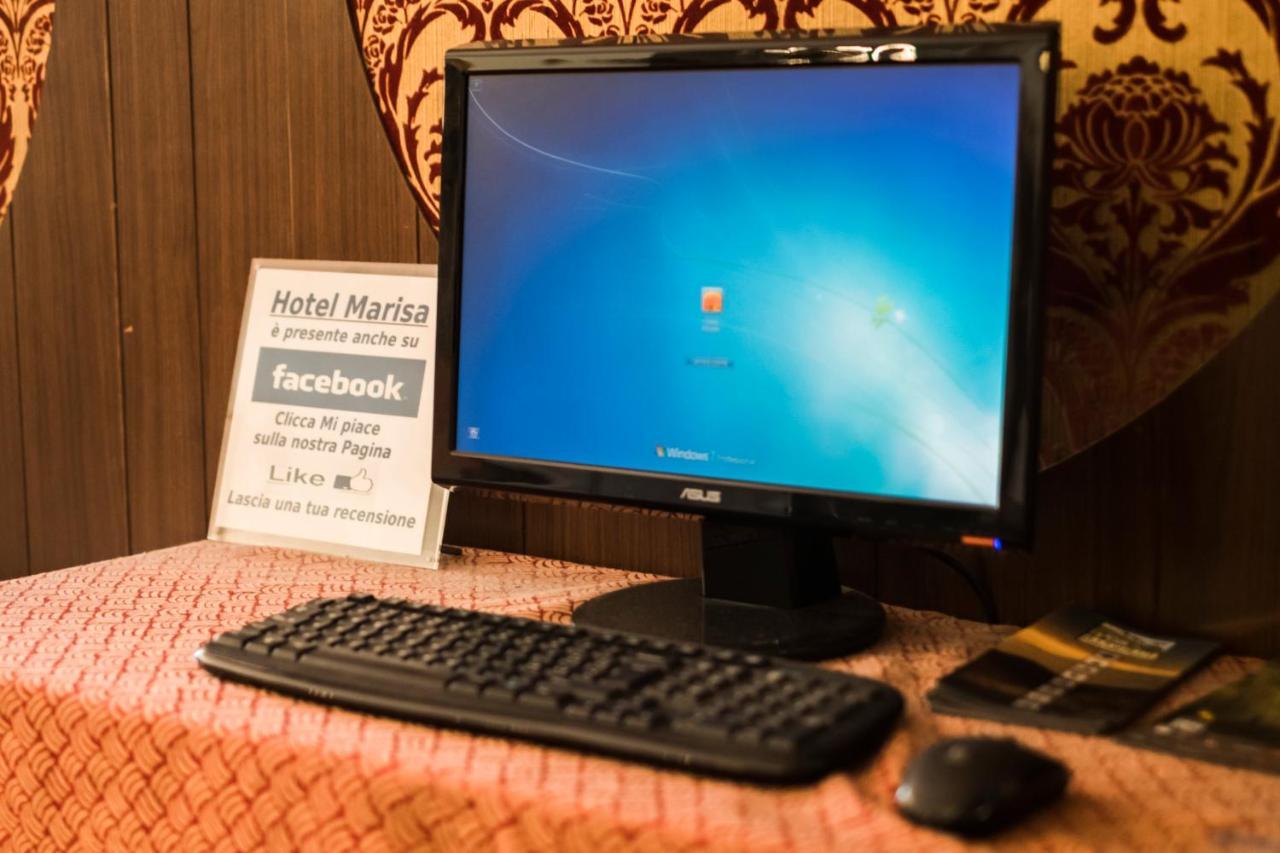 אלבניה Hotel Marisa מראה חיצוני תמונה